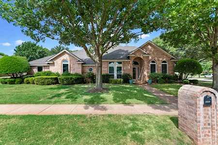 8353 Thornhill Drive North Richland Hills, TX 76182
