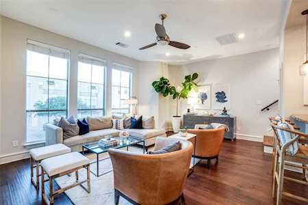 2100 N Fitzhugh Avenue #D Dallas, TX 75204