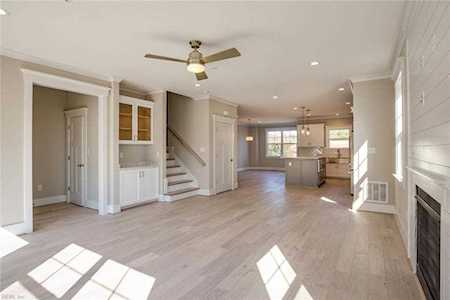 214 56th St #B Virginia Beach, VA 23451