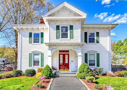 31 Youle Street #2 Melrose, MA 02176