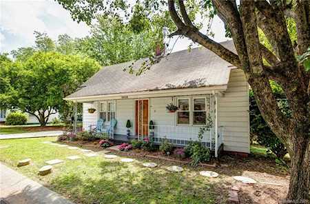 3008 Yadkin Ave Charlotte, NC 28205