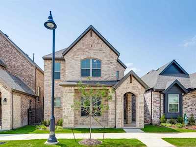5637 Traveller Drive North Richland Hills, TX 76180