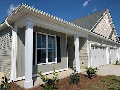 6420 Pinnacle Point Leland, NC 28451
