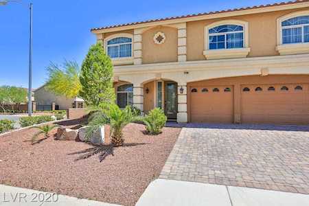 9610 Twin Rivers Ct Las Vegas, NV 89139