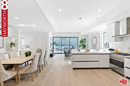 1426 S Hayworth Avenue #102 Los Angeles, CA 90035