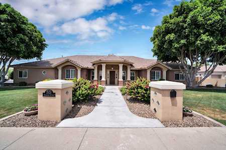 2626 N Chestnut Circle Mesa, AZ 85213
