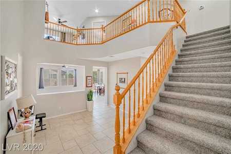 8052 Caspian Moon Las Vegas, NV 89166