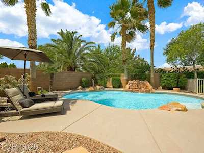 1135 Woodcastle Henderson, NV 89052