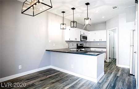 251 Green Valley #3813 Henderson, NV 89012