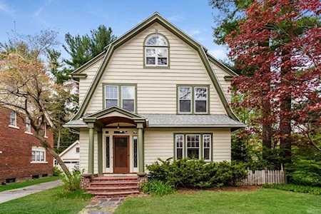 80 Roseland Terrace Longmeadow, MA 01106