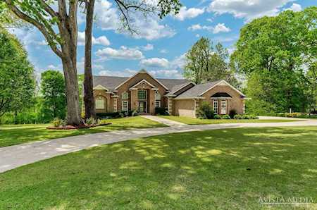 4176 Ironwood Dr Greenbrier, TN 37073