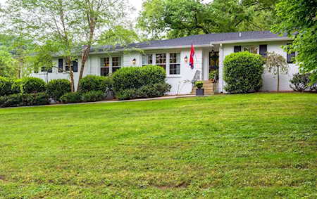 6104 Pinehurst Dr Nashville, TN 37215