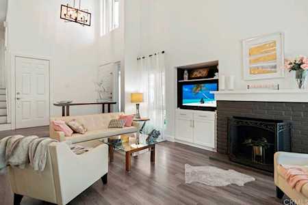 871 Village Creek #56 Costa Mesa, CA 92626