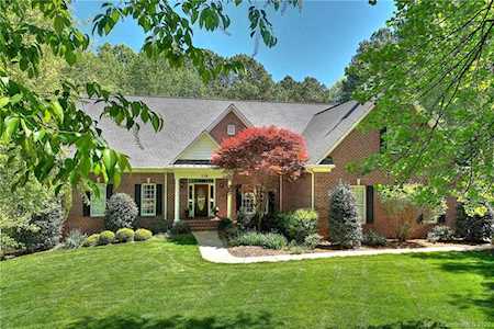 118 Cades Cove Ln Mooresville, NC 28117