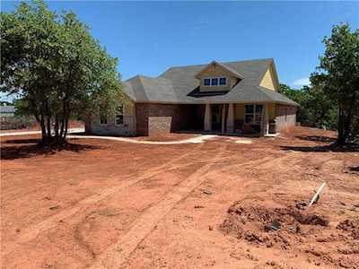 8870 Tall Oaks Dr Guthrie, OK 73044