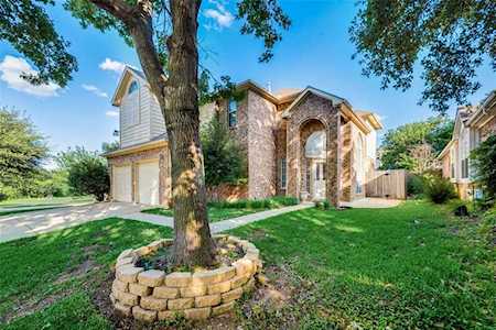 7464 Buckskin Court Fort Worth, TX 76137