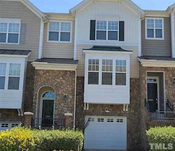 5704 Cameo Glass Way Raleigh, NC 27612