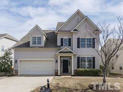 93 Oak Alley Trail Clayton, NC 27527