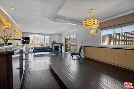 1127 10th Street #304 Santa Monica, CA 90403