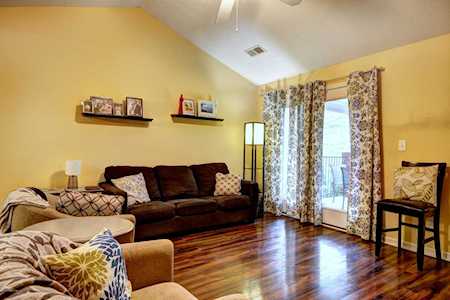 10202 Deer Vista Dr #204 Louisville, KY 40291
