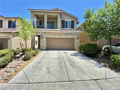 8562 Bright Bush St Las Vegas, NV 89131