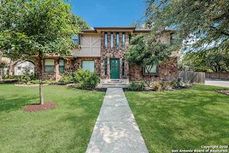 211 Bluff Knolls San Antonio, TX 78216
