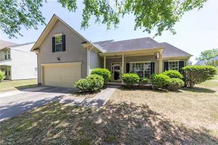 6789 Burbage Lake Circle Suffolk, VA 23435