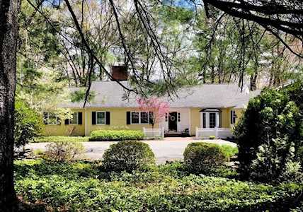 309 Ardsley Road Longmeadow, MA 01106