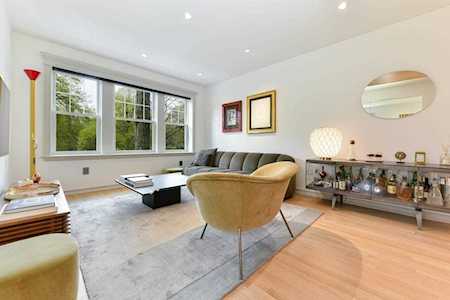 15 Thatcher Street #4 Brookline, MA 02446