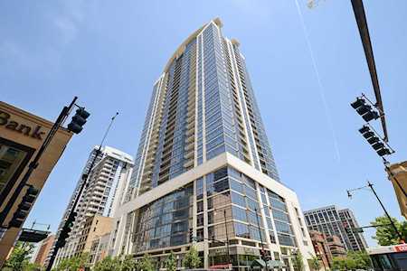 100 E 14th St #2805 Chicago, IL 60605