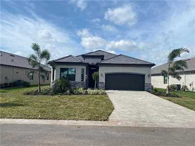 17604 Hickok Belt LOOP Bradenton, FL 34211