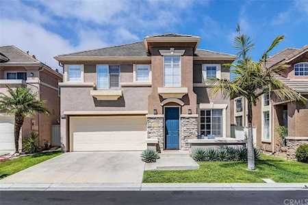 1151 Summerview Lane Huntington Beach, CA 92648