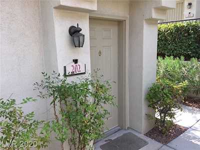 10211 Red Pueblo Place #202 Las Vegas, NV 89144