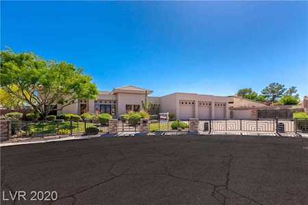 3085 S Tioga Way Las Vegas, NV 89117