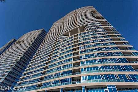 4525 Dean Martin Dr #2409 Las Vegas, NV 89103