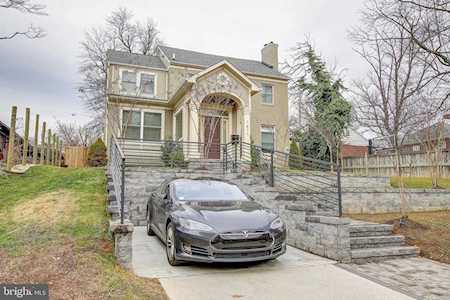 1611 Shepherd St NW Washington, DC 20011