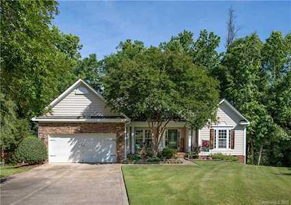 109 Duck Pond Ct Fort Mill, SC 29715
