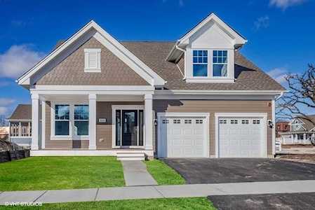 824 Timbers Edge Ln Northbrook, IL 60062