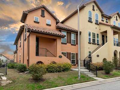 12117 Terraza Cir Austin, TX 78726