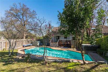 1806 Crested Butte Dr #2 Austin, TX 78746