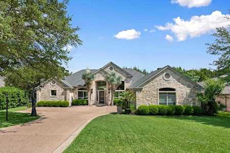 219 Clubhouse Dr Lakeway, TX 78734