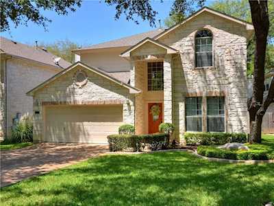 2052 Kimbrook Dr Round Rock, TX 78681