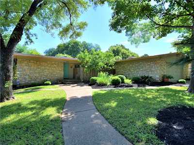 2500 Briargrove Dr Austin, TX 78704