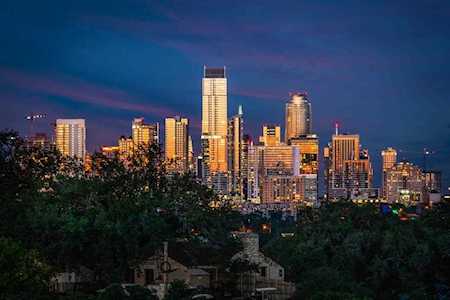 2403 Vance Ln Austin, TX 78746