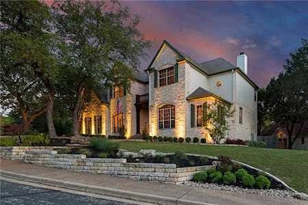 8008 High Hollow Dr Austin, TX 78750