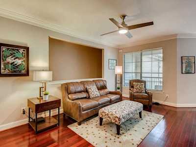 7701 Rialto Blvd #827 Austin, TX 78735