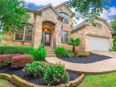 205 Monarch Ln Austin, TX 78737