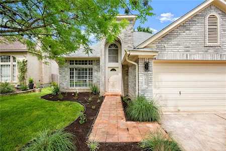 8204 Edgemoor Pl Austin, TX 78749