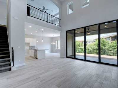 101 Cascading Waters PL Lakeway, TX 78734