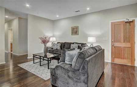 1600 Barton Springs Rd #5301 Austin, TX 78704